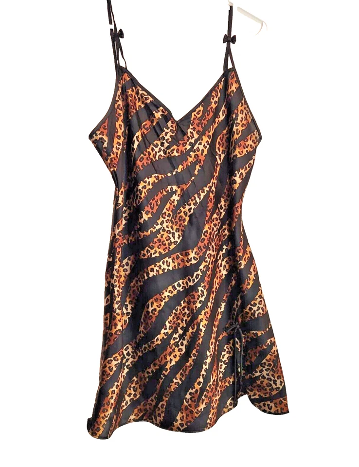 De Colección Vestido Sin Mangas M Leopardo Cami Kimono Bata Privada Lujos W Mob Esposa True Crime Foto 1 de 4