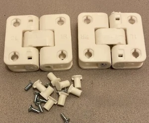 Juego de bisagras de plástico blanco y 8 tornillos American Girl Doll Grand Hotel - Imagen 1 de 5