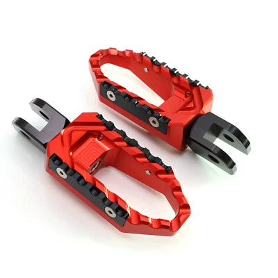 Clavijas anchas delanteras estándar TRC rojas para Daytona 675 R 06-08 09 10 11 12 Foto 1 de 4