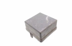 Mitsubishi Pajero Deckel Sicherungskasten MR482591 - Bild 1 von 2