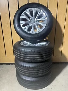 Original VW Touareg CR7 III 18Zoll Alufelgen mit Sommerreifen Wie NEU - Bild 1 von 8