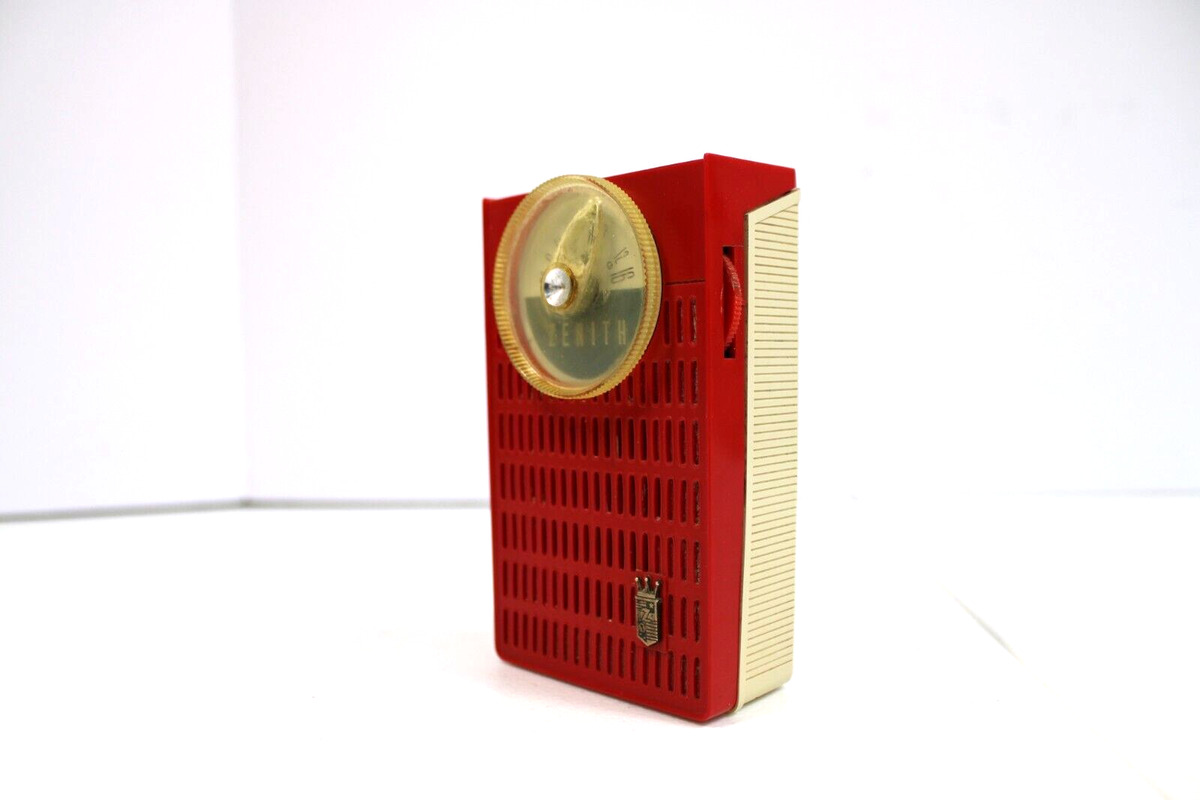 1950 Vintage Transistor Radio In Collectible Transistor 1950 Vintage Transistor Radio In Collectible Transistor