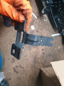 Cerniera a battente tetto ribaltabile destra BMW Serie 6 E64 O/S nera 7009572 - Foto 1 di 2