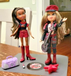 BRATZ ROCK ANGELZ, Chloe e sasha RARA BAMBOLA ORIGINALE 2005 MGA - Foto 1 di 4
