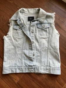 Rails Damen Jeansweste Light Wash Distressed ärmellos Knopfleiste Gr. M - Bild 1 von 5