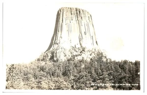RPPC Devils Tower, Northeastern Wyoming UNP White Boarder Chrome Postcard - Picture 1 of 2