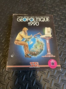 Geopolitique 1990 Vintage Apple 2 Computer Game Manuals Charts And Floppy Disc - Picture 1 of 5