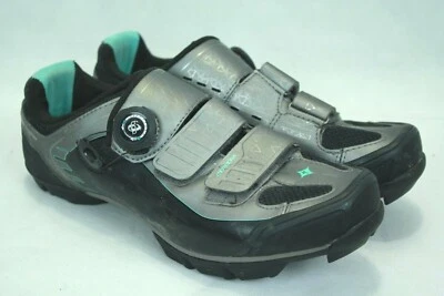 TÊNIS DE CICLISMO FEMININO MOTODIVA ESPECIALIZADO BOA CADARÇOS TAMANHO 41EU/10US EUC! - Imagem 1 de 4