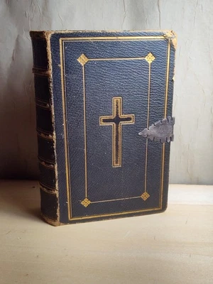 The Roman Missal For The Use of The Laity - First Revised Edition - 1851 Foto 1 de 4