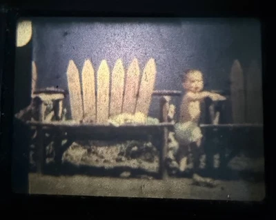 Kodak Movie Reel Super 8 and 8mm / Capacity 400 ft Growing Up Child Family Film Foto 1 de 4