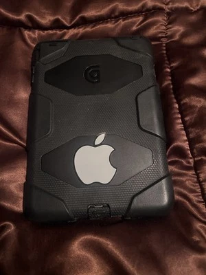 Apple iPad Mini 1st Gen ( Version 13 GB 36 ) Comes with Case  - Image 1 of 2