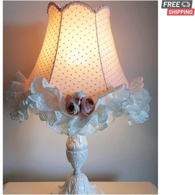 Delicada Pantalla Rosa Detalle Fisto - Fácil Mantenimiento, Diseño Premontado Foto 1 de 2