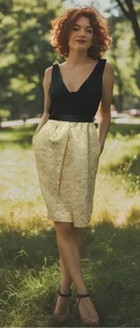 Max & Cleo Party Dress Knit V-Neck Sleeveless Gold Skirt Belt Size Large 10 EUC - Picture 1 of 7