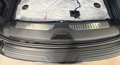 2021-2025 Chevrolet Tahoe Suburban Cargo Sill Plate Chrome Black 85124294 - Image 1 of 3