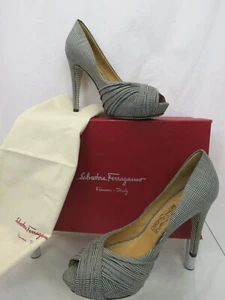 FERRAGAMO CARSA WHITE BLACK PLAID CHECK WOOL FABRIC PEEP TOE PLATFORM PUMPS 10 B - Picture 1 of 12