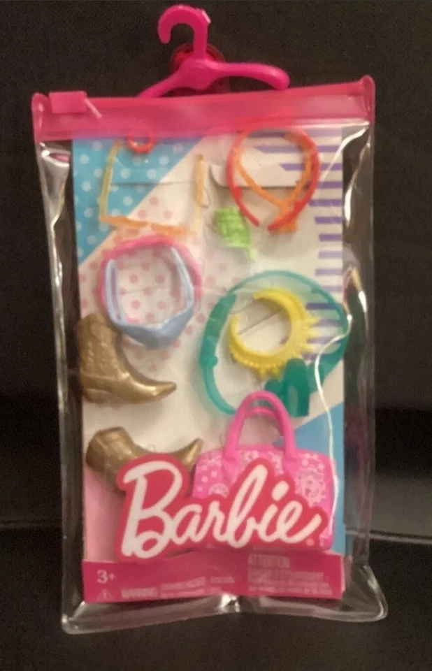 Mattel Barbie Western Storytelling Pack HBV44 Boots Paisley Bag Headband Glasses