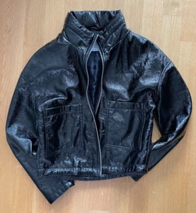 AJC Lacklederjacke, schwarz - Kunstlederjacke, neuwertig, Gr. 34 - Bild 1 von 5