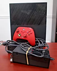 Microsoft Xbox One 500GB Heimkonsole – schwarz (1540) *NUR ZU TEILEN* - Bild 1 von 6
