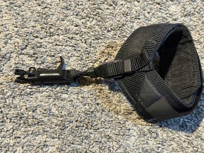 Fletch Hunter Shorty Archery Quick Release Wrist Strap w/ Knock Free Shipping ! - Image 1 of 4