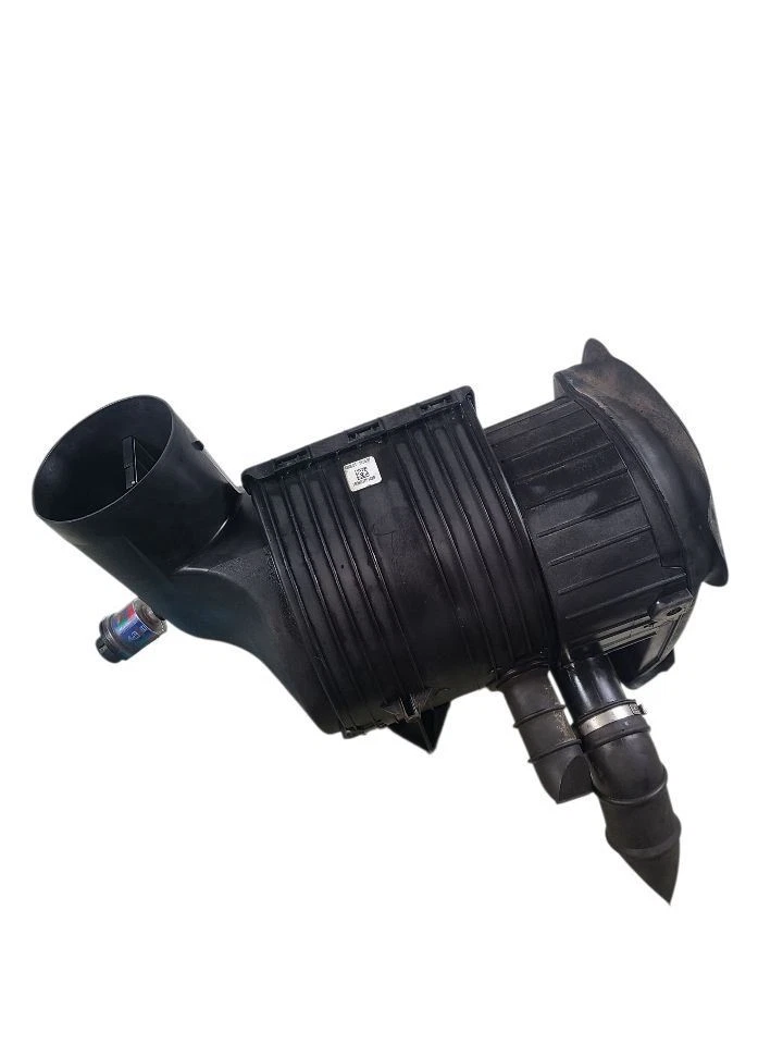 Purificador de aire 6,6 L para camioneta Sierra 2500 07-10 646616 Foto 1 de 4