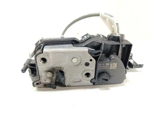 Citroen C4 Cactus 2017 Rear right door lock rear 16943323 UST102263 - Picture 1 of 6