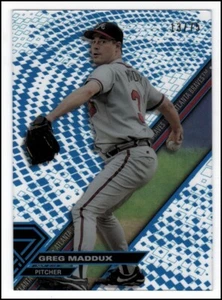 Topps High Tek Blue Rainbow 2017 #HTGM Greg Maddux Braves #d 13/75 - casi nuevo-como nuevo - Imagen 1 de 1