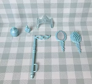 HTF Barbie Swan Lake Musical Fantasy Castle Mattel 2003 Accessories Crown Mask - Picture 1 of 4