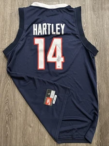 Bria Hartley UConn Huskies Autograph Signed Jersey! Psa Coa - Picture 1 of 3