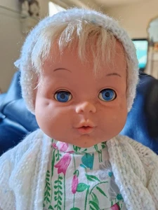 Vintage Tiny Tears Doll - 1970s 3/4 Blond Hair Blue Eyes . Knitted Clothes - Picture 1 of 17