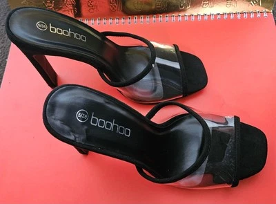 Zapatos de tacón Boohoo negros para mujer talla 5 Foto 1 de 4