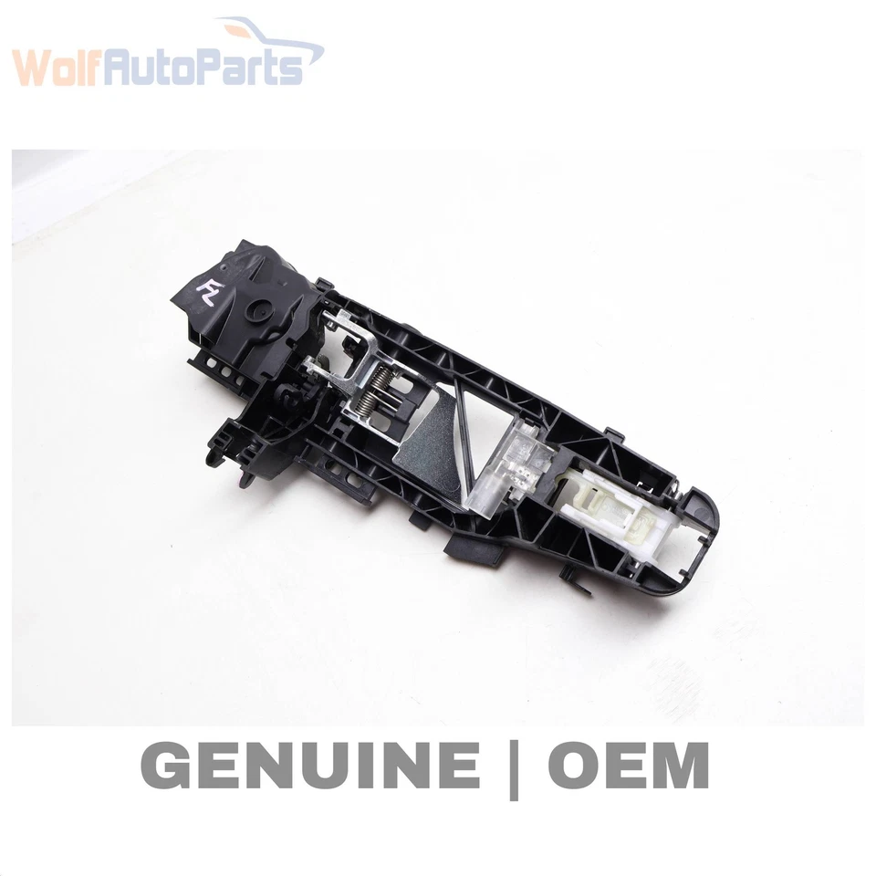 Mercedes-Benz E450 2019-2023 - Soporte de manija exterior delantero izquierdo para puerta Foto 1 de 4