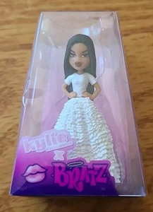 New Limited Edition Mini Bratz Kylie Jenner X Series 1 Look #4 Wedding Dress - Picture 1 of 7