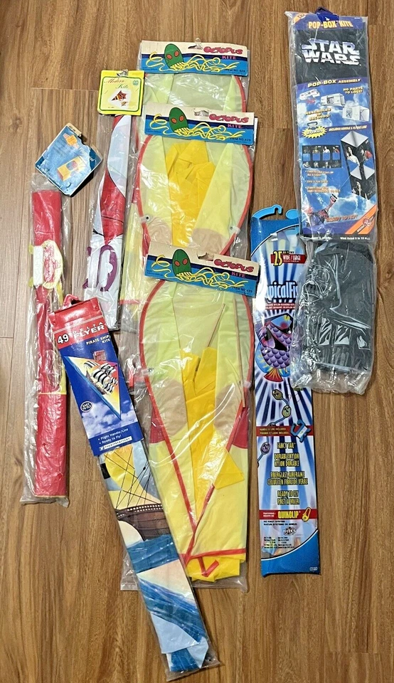 OTOPUS Peces Tropicales Barco Pirata Caja Cometa Star Wars De Colección Lote de 8 NUEVO Foto 1 de 4