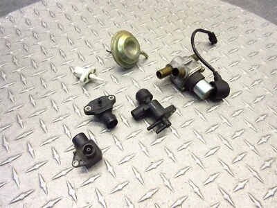 2002 02-04 Honda VTX1800R Air MAP MAF Intake Valve Pressure Sensor Lot OEM - Image 1 of 4