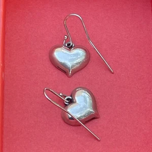 James Avery Ohrhaken mit gepufftem Herz im Ruhestand - Bild 1 von 14