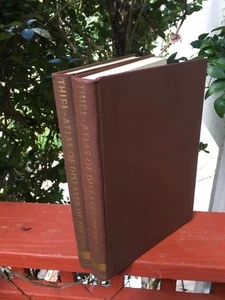 Thiel, Atlas of Diseases of the Eye 2 Volumes--1963 - Picture 1 of 7