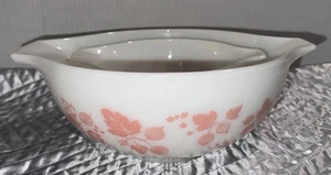 Pyrex Pink White Gooseberry Cinderella Nesting Mixing Bowls Set of 2- 443, 441 - Picture 1 of 12