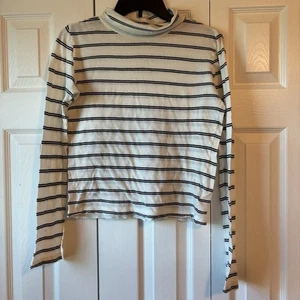 Urban Outfitters Womens Size M White Black Stripes Turtleneck Long Sleeve Shirt - Picture 1 of 8