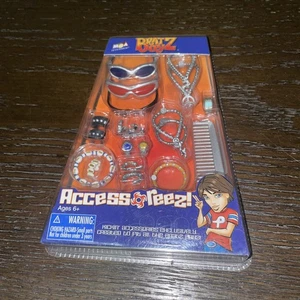 Bratz Boyz Accessoreez Necklace Glasses Bracelets Accessories Chains New - Foto 1 di 2