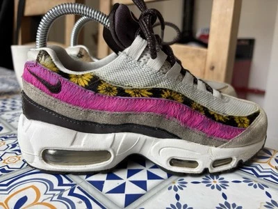 Catena margherita Air max 95 donna taglia UK 3,5 grigio scamosciato/maglia con dettagli margherita - Immagine 1 di 4