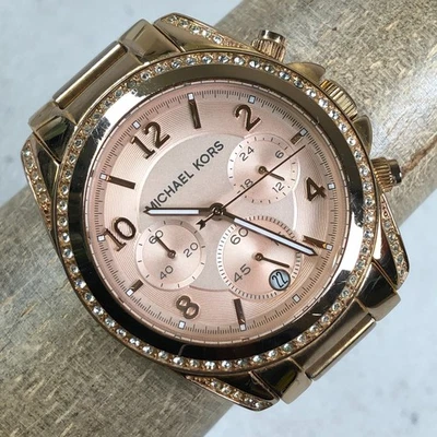 Michael Kors Women MK-5263 Chronograph Pave Gold Tone Quartz 39mm Watch 6 1/4" - Image 1 of 4