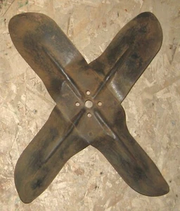 1954 Cadillac Air Conditioning 331 Engine Fan A/C 4.5" Blades Used 53 54 55 - Picture 1 of 2