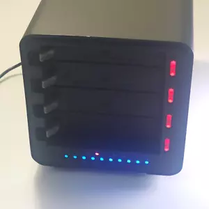 Drobo DRO4D-D DAS Storage Array 4-Drive HDD Gehäuse USB 2.0 GETESTET/OHNE LAUFWERKE - Bild 1 von 5
