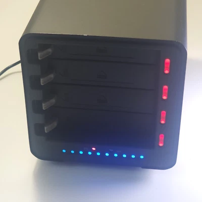 Drobo DRO4D-D DAS Storage Array 4-Drive HDD Enclosure USB 2.0 TESTED/NO DRIVES - Image 1 of 4