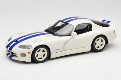 GT940 Dodge Viper GTS Stone White GT Spirit 1:18 - Immagine 1 di 4