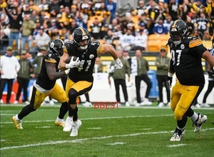 PAYTON WILSON PITTSBURGH STEELERS LB INTERCEPTION VS COLTS 2.11.25 8X10 - Bild 1 von 1