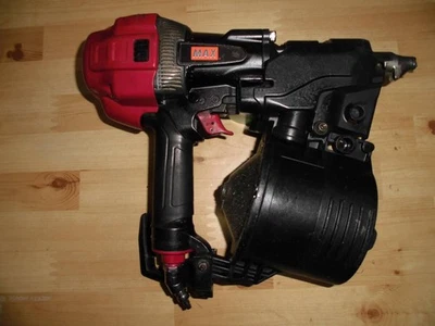 Max High-Pressure Nailer HN90N3 - Image 1 of 3
