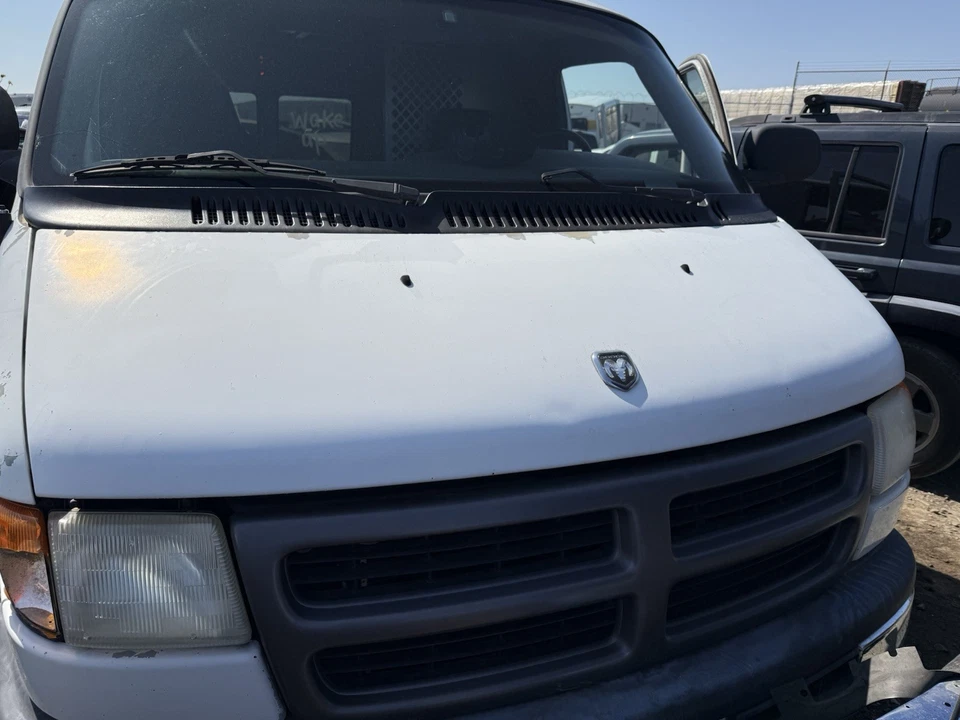Dodge Ram Van 1500 2003 capó panel OEM Foto 1 de 2