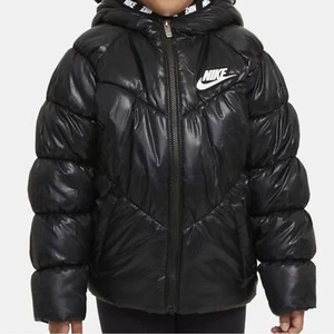 Nike NWT Girls Chevron Black Puffer Coat Jacket Sz XS Sz 4 - Picture 1 of 12
