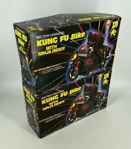 2x Battery Operated KUNG FU Bike With NINJA RIDER - ABC Toys, 1988 - Retro - Foto 1 di 2